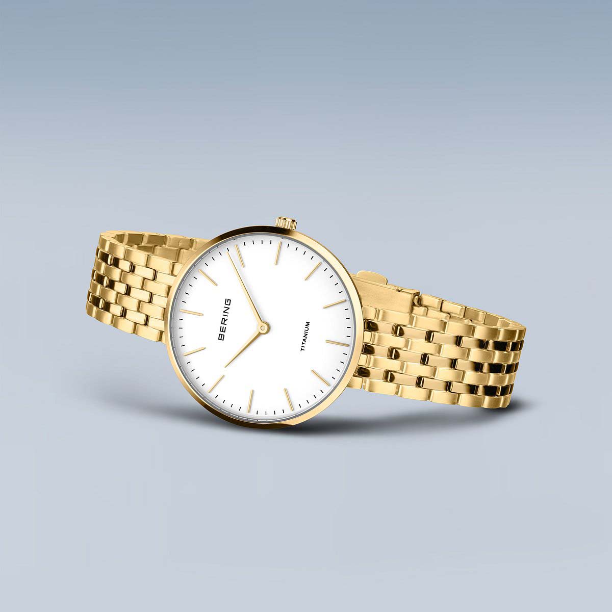 Bering Damenuhr Titanium
